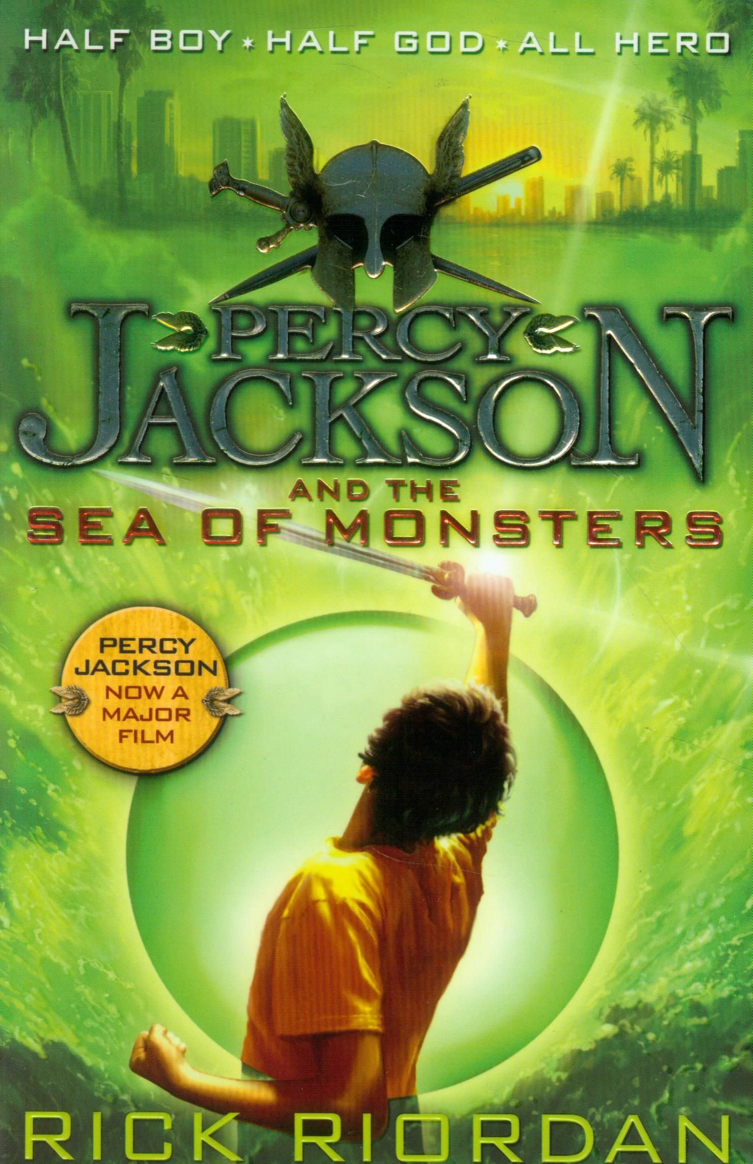 Coperta cărții "The Sea of Monsters: Percy Jackson and the Olympians, Book 2" de autor necunoscut