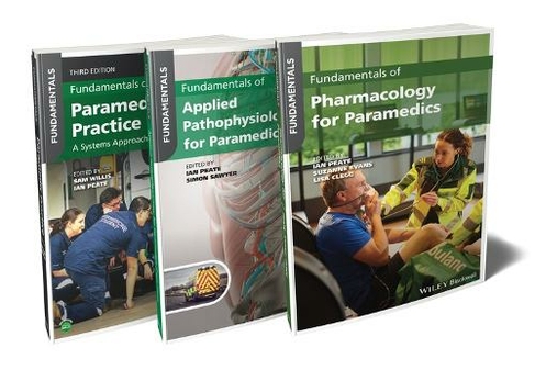Coperta cărții "The Paramedic&amp;#8242;s Essential Bundle: Practice, Pathop hysiology, and Pharmacology" de autor necunoscut