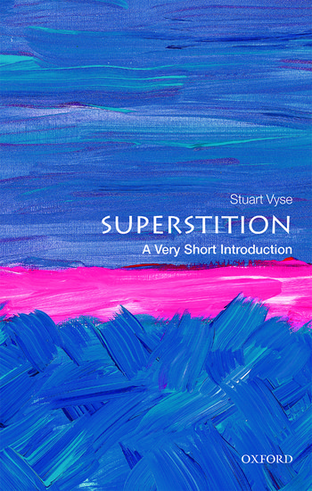 Coperta cărții "Superstition: A Very Short Introduction" de autor necunoscut